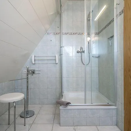 Ferienwohnung-mit-balkon *