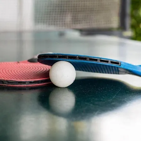 Ferienwohnung-mit-balkon דירה *