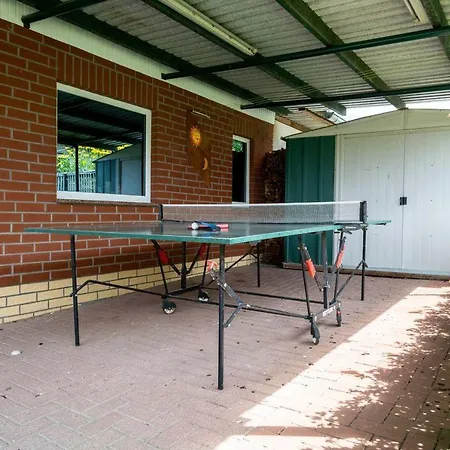 דירה Ferienwohnung-mit-balkon רשלין