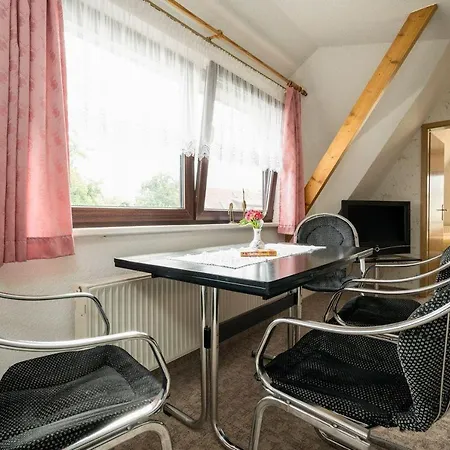 Ferienwohnung-mit-balkon דירה