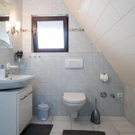 Apartment Ferienwohnung-mit-balkon Rechlin